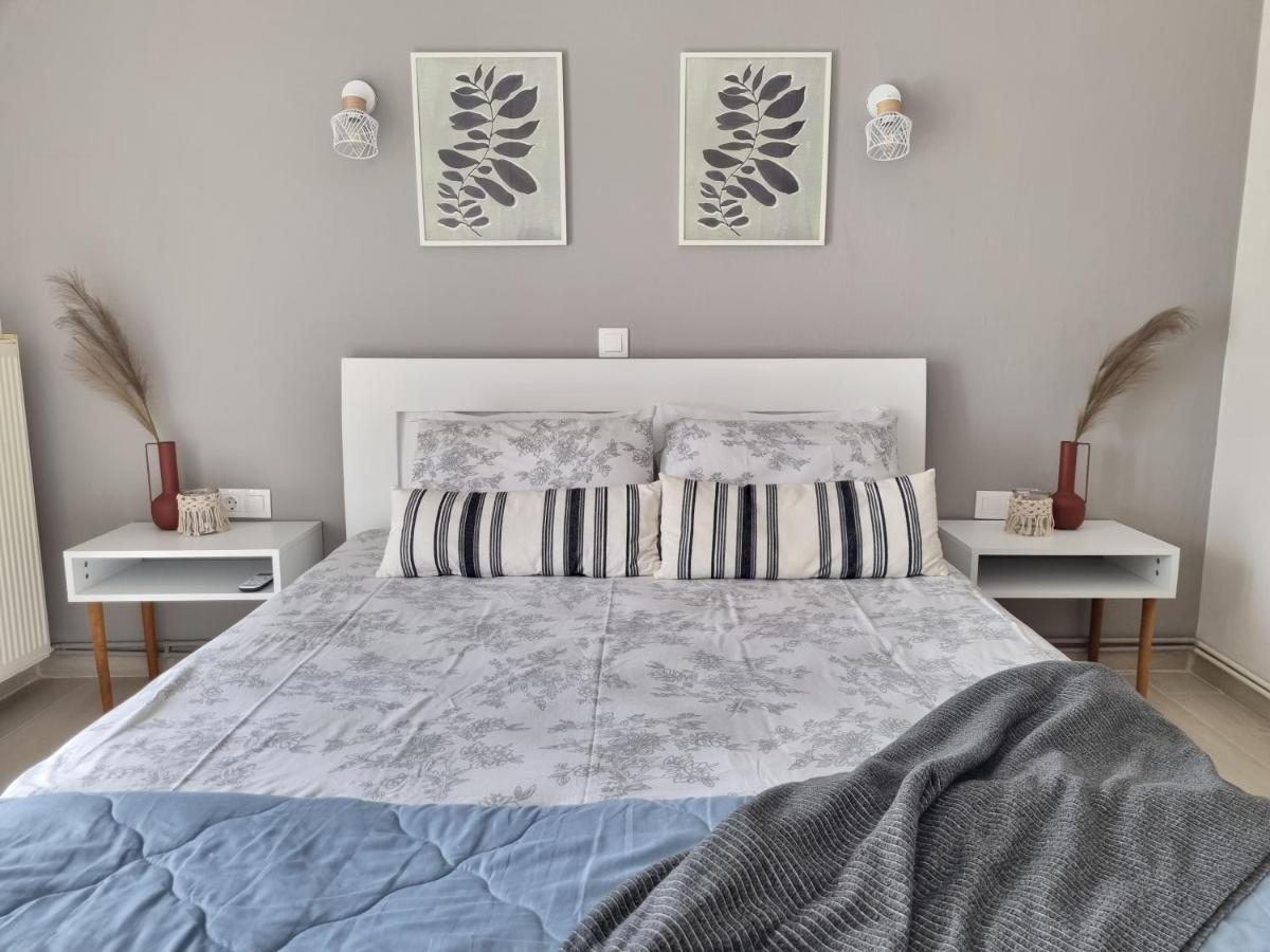 Our Home-Fully Renovated Apartments And Studios By The Sea Nikiti  Luaran gambar