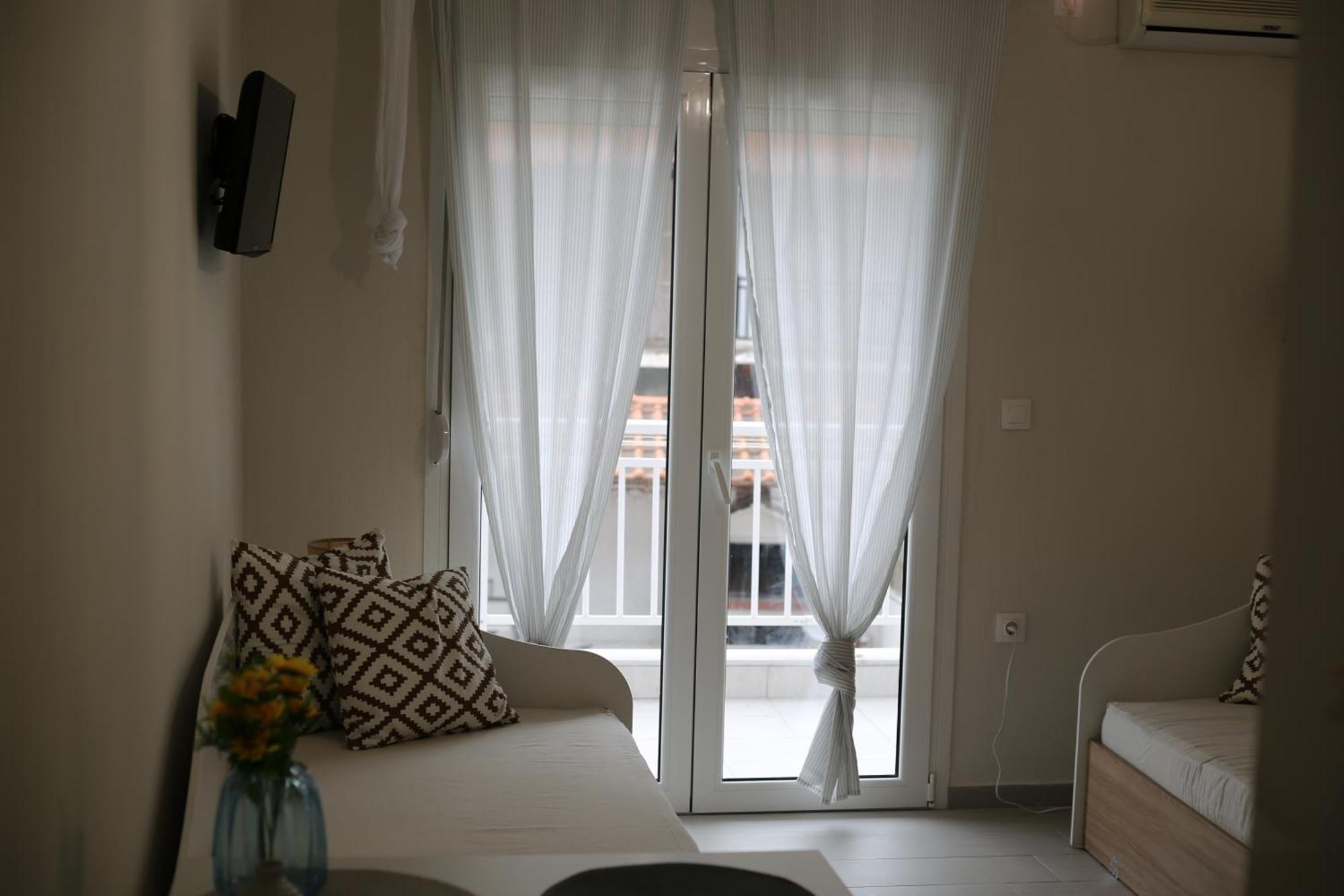 Our Home-Fully Renovated Apartments And Studios By The Sea Nikiti  Luaran gambar